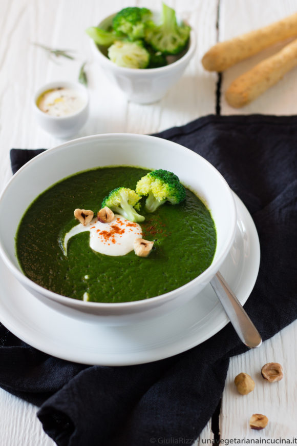 zuppa spinaci piselli broccoli